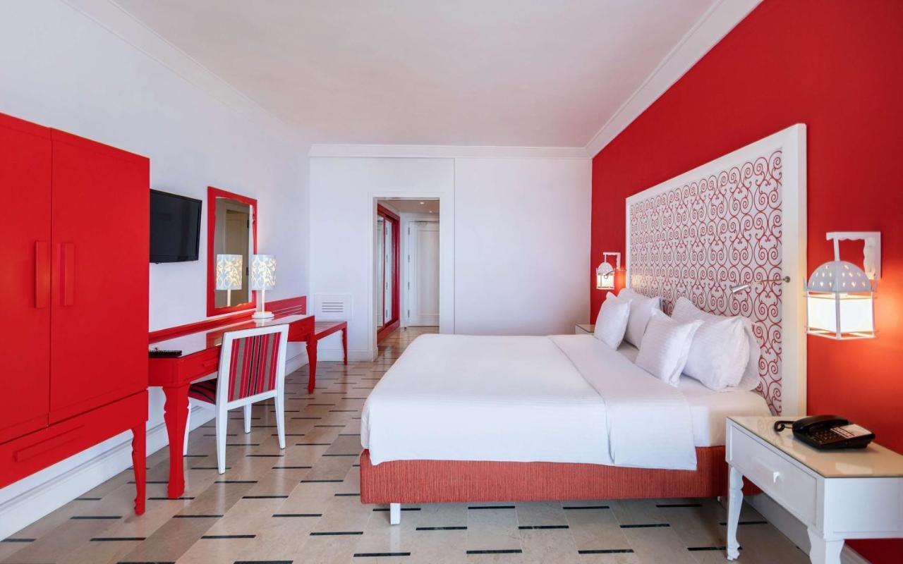 Radisson Blu Resort & Thalasso Hammamet Exterior photo A room at the hotel