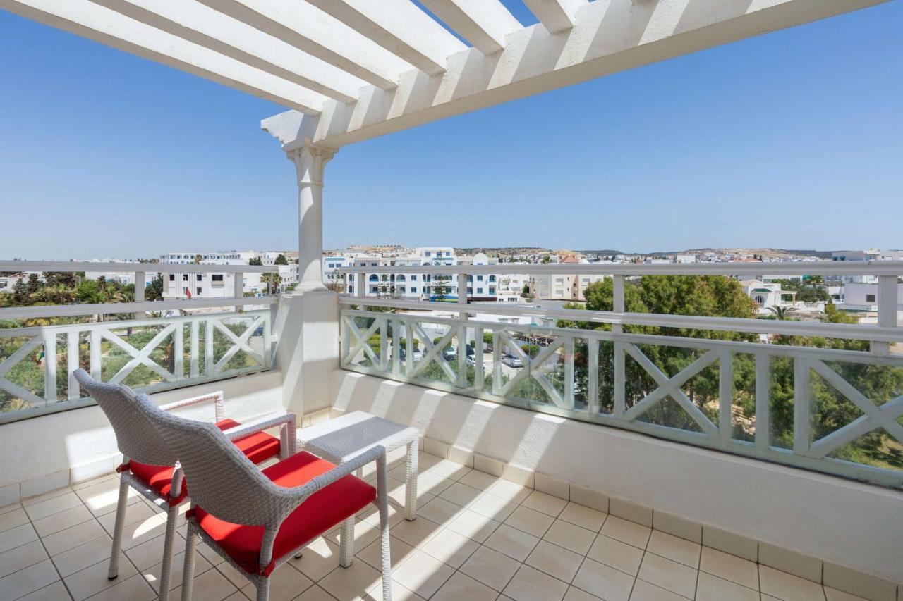 Radisson Blu Resort & Thalasso Hammamet Exterior photo A balcony